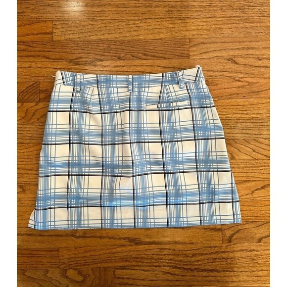 Izod XFG Skort - Picture 2 of 8